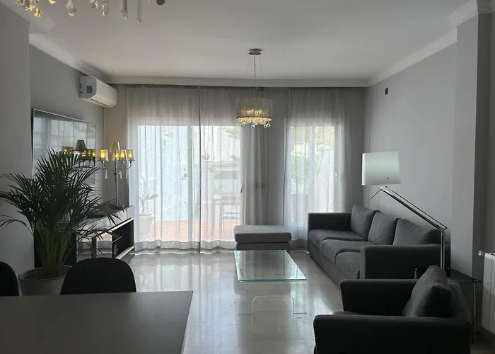 Apartamentos Abril