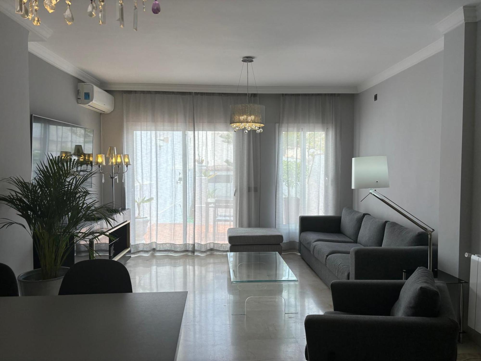 Abril Apartment